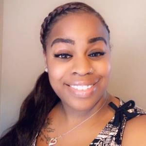 Meet your Posher, Cortni